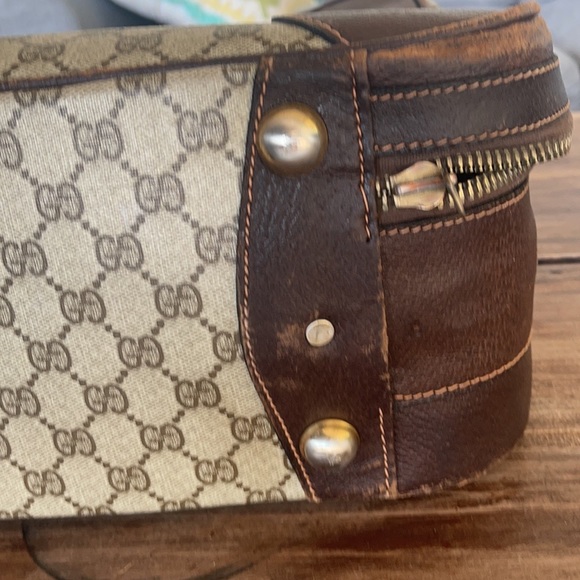 SOLD!! Authentic vintage Gucci suitcase with luggage tag - Picture 9 of 16